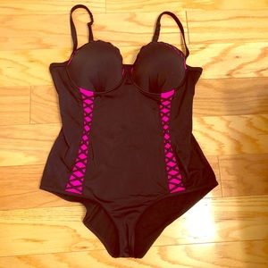 Torrid Swimsuit size 3